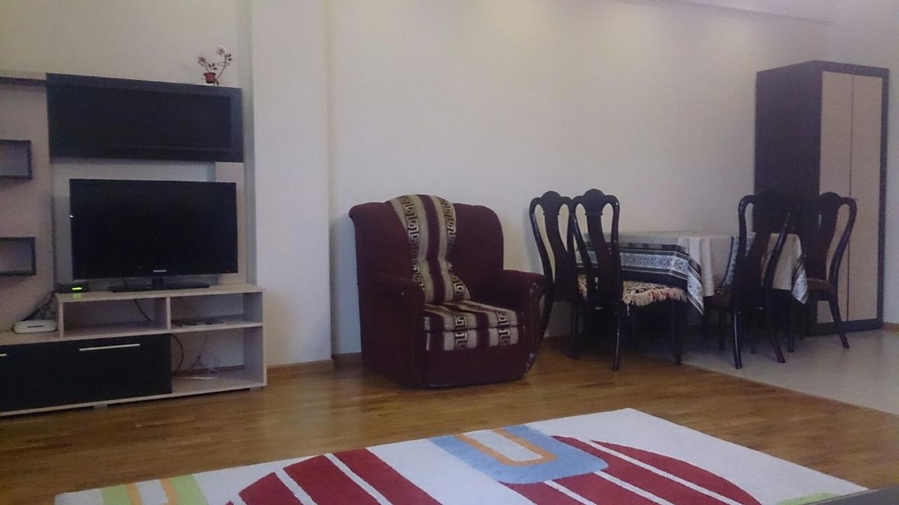 Apartment On Tole Bi アルマトイ エクステリア 写真